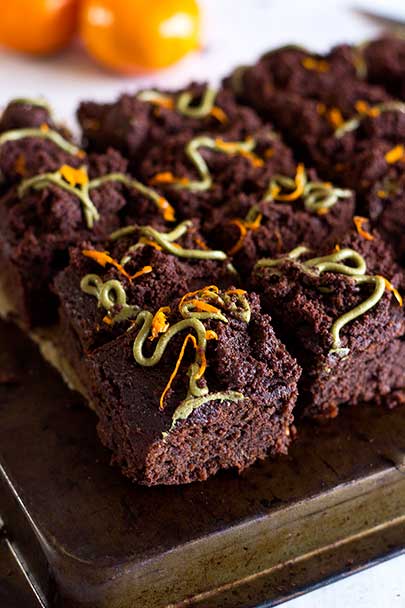 Witches' Graveyard Halloween Brownies - Sprinkle of Green