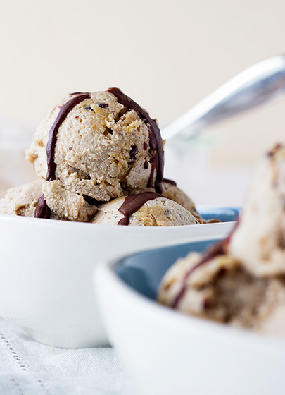 Guilt-Free-Cookie-Dough-Vegan-Ice-Cream-6