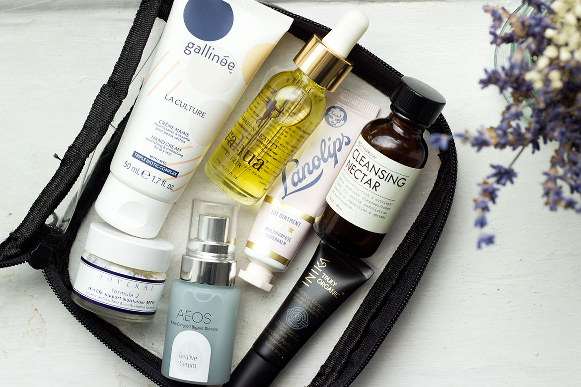 Natural Beauty Essentials I Take On Holiday | 