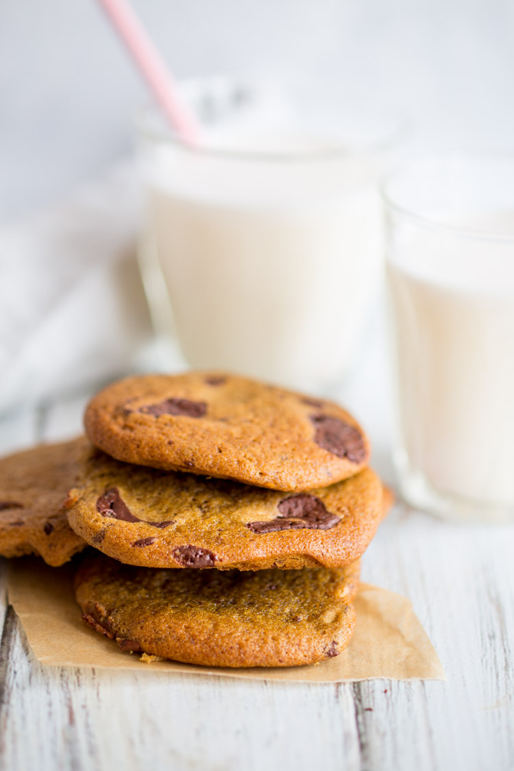 My New Favourite Vegan Chocolate Chip Cookies | Made without any refined sugar and using organic flour, these vegan cookies are impossible not to love!