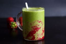 Lean Green Almond Butter and Red Berry Smoothie