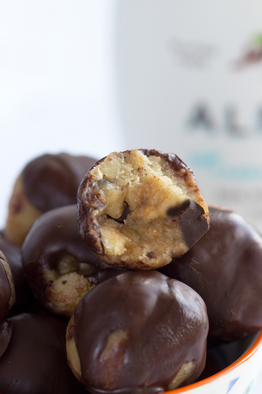 Coconut & Cookie Dough Truly Low Carb Energy Bites | Sugar free, dairy free, refined sugar free, paleo and vegan!