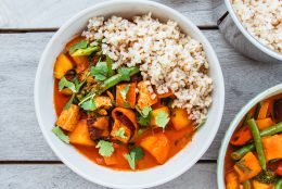 30 Minute Tofu & Mango Vegan Red Thai Curry