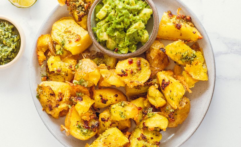 Crispy Pesto Oven-Baked Potatoes (So Addictive!)
